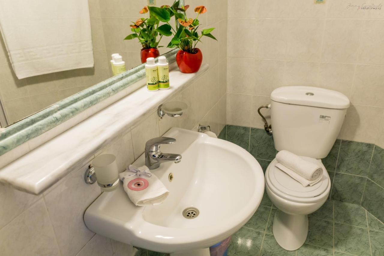 Sotirios Apartments カルパトス エクステリア 写真